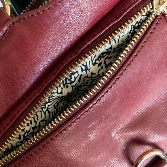 ⭐️wine red Rebecca Minkoff mini Mac purse⭐️ - Picture 7 of 7